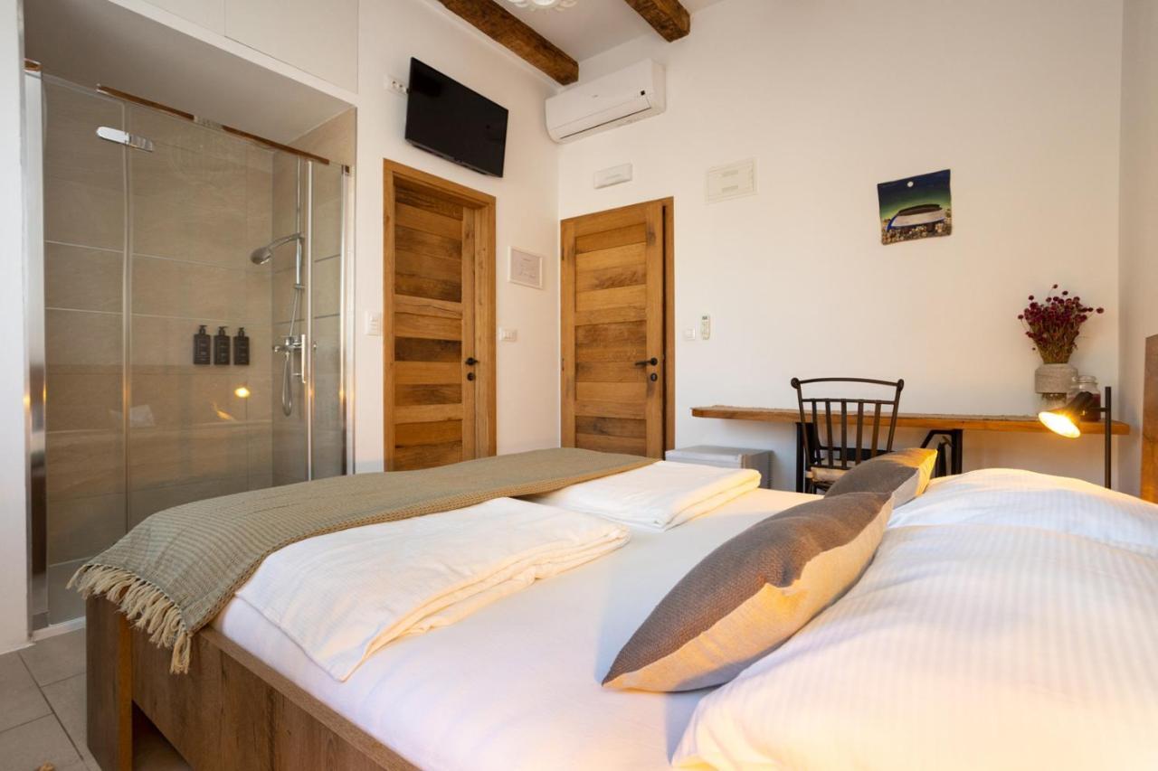 HOTEL THE HOUSE MALINSKA 4* (Croatia) - from £ 117 | HOTELMIX